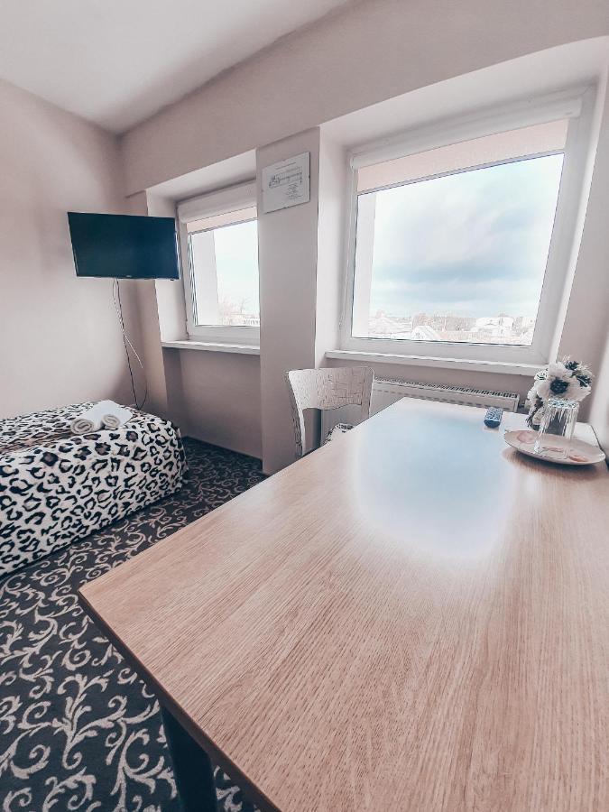 Pervaza Otel Panevėžys Dış mekan fotoğraf
