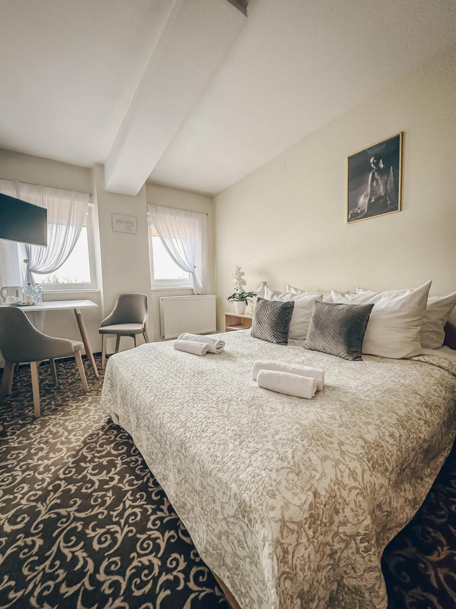 Pervaza Otel Panevėžys Dış mekan fotoğraf