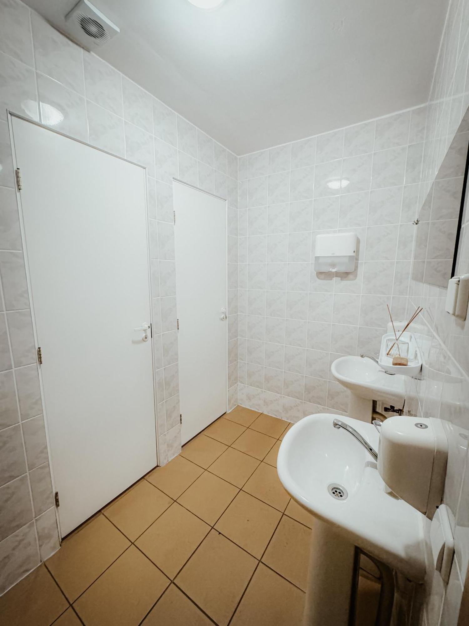 Pervaza Otel Panevėžys Oda fotoğraf