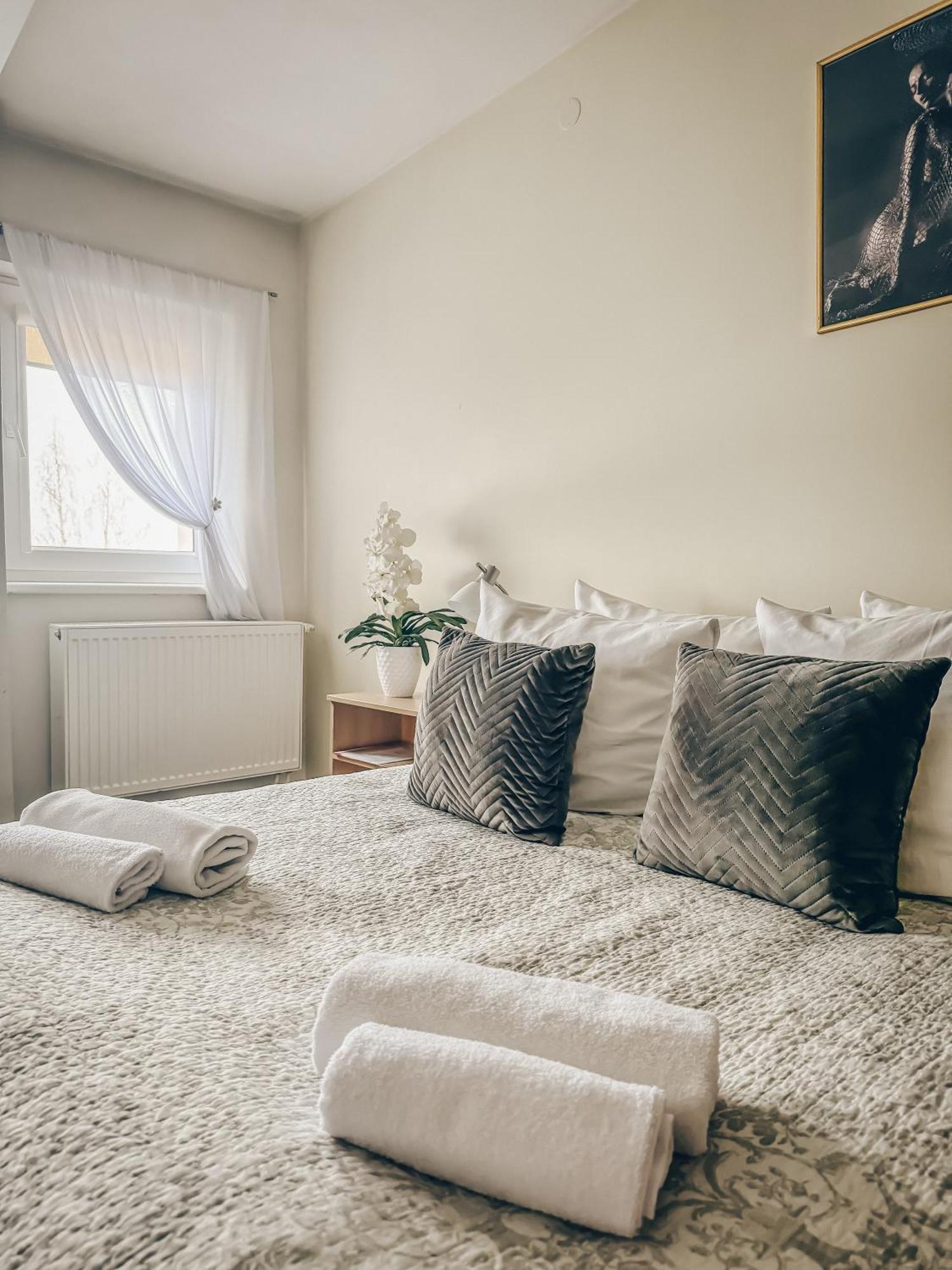 Pervaza Otel Panevėžys Dış mekan fotoğraf